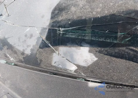 2016 Honda Pilot Elite z USA, uszkodzony, nr VIN 5FNYF6H01GB050345